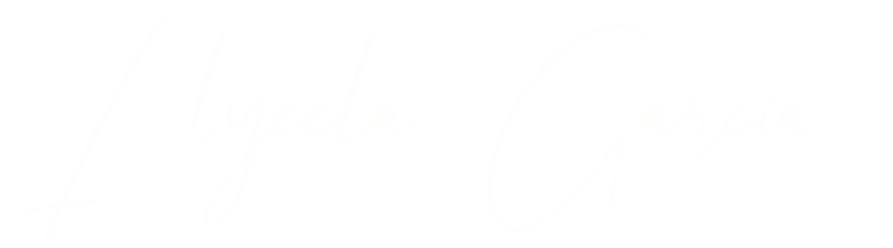 Firma de Llycela García